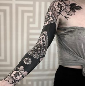 11 amazing flower design Body Suit Tattoo on full hand
