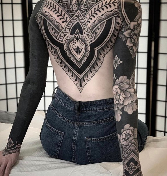 28 Creative Ideas For Body Suit Tattoos - Tattoo Twist