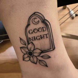 2 Cute Gray Work Snaged Floral Headstone Tattoo on Leg
