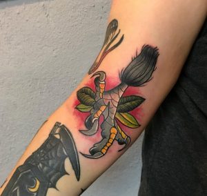 20 Beautiful Colored Claw Tattoo on Hand
