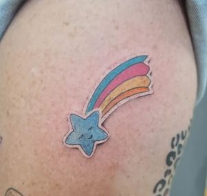 21 Amazing Rainbow with Star Tattoo on Thigh