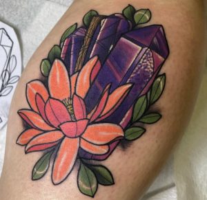 21 Floral Queen with Crystall Tattoo on Leg