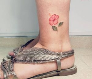 23 Cute Pink Color Hibiscus Tattoos on Leg