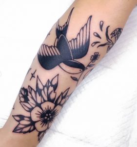 30 Amazing Black Ink Japanese Hibiscus Tattoos on Forearm