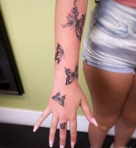 8 Beautiful Dark Gray Inked Butterflies Flying Tattoo for Cute Girl from Hand to Finger