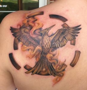 9 Gorgeous Color Ink Mockingjay Bird in Flaming Circle Shape Tattoo on Back