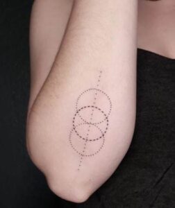 Discover 93+ about minimalist circle tattoo best - in.daotaonec