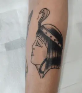 cleopatra hand tattoo