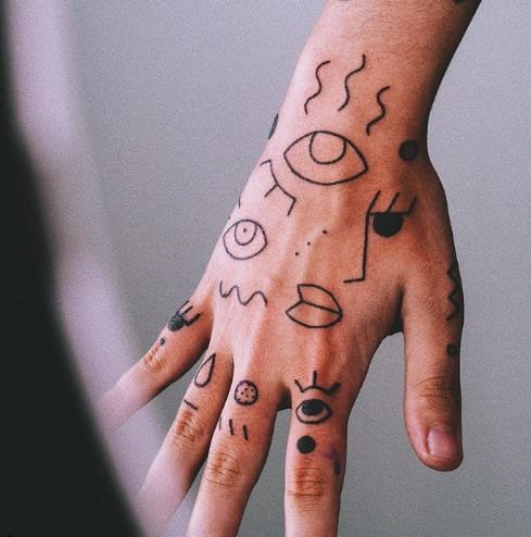 17 Simple Doodle Tattoo Ideas - Tattoo Twist