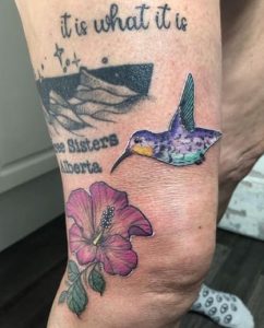 Hummingbird & Hibiscus Upper Knee Tattoo