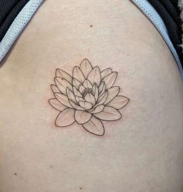 Share more than 77 japanese water lily tattoo latest - in.cdgdbentre